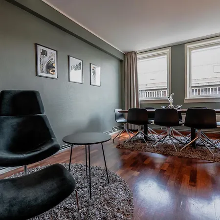 퍼스트 밀레니엄 호텔 3*