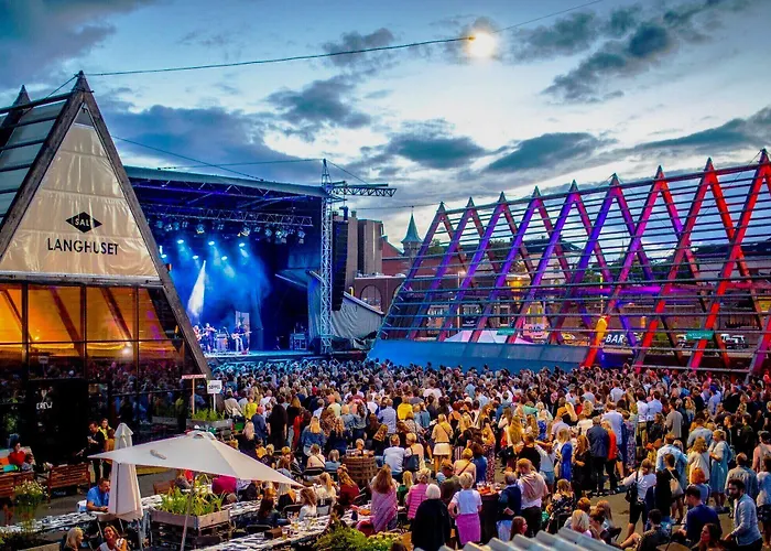 Hotell First Millennium