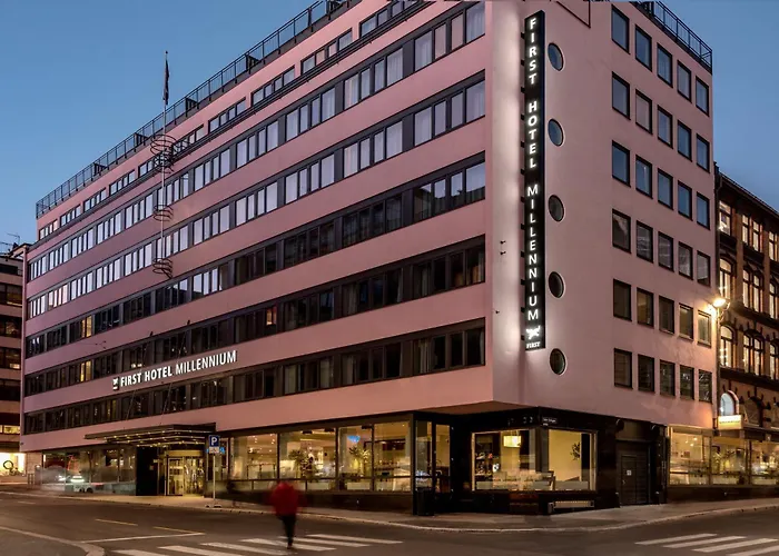 Hotell First Millennium 3*